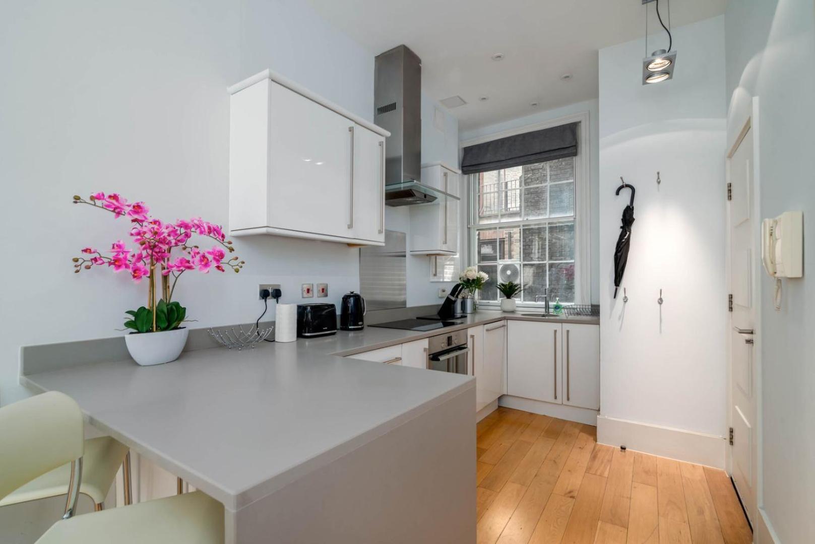 Ferienwohnung Guestready - Stunning Covent Garden 2Br Duplex London Exterior foto